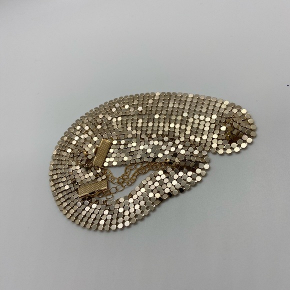 5/$25 β’ Thigh Chain Gold Tone - Picture 4 of 8